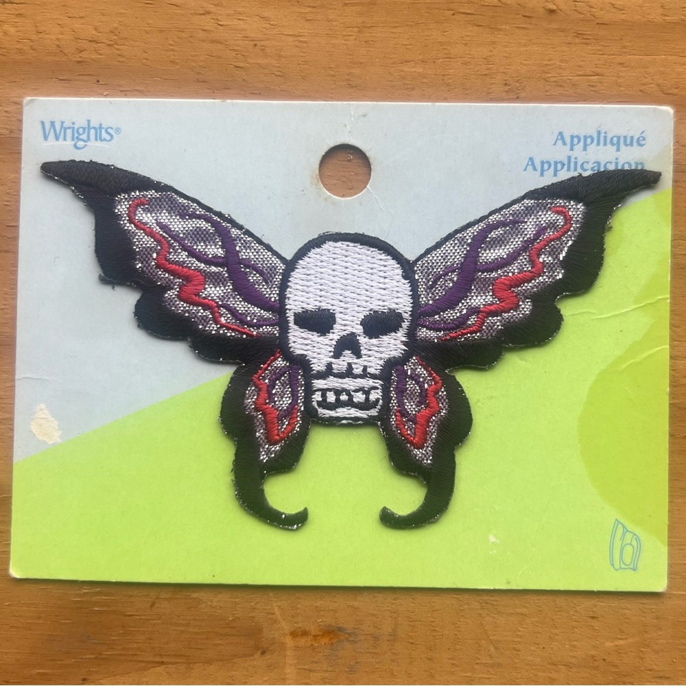 Skull Butterfly Applique Patch silver-black-pink-purple